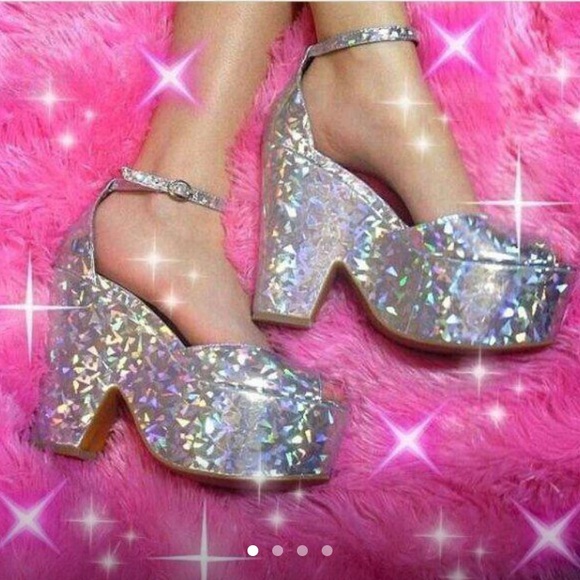 Jeffrey Campbell Shoes - Jeffrey Campbell Iridescent/Holographic Platform Jeffrey Campbell Shoes - Jeffrey Campbell Iridescent/Holographic Platform